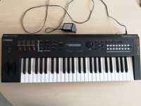 Синтезатор Yamaha МХ49