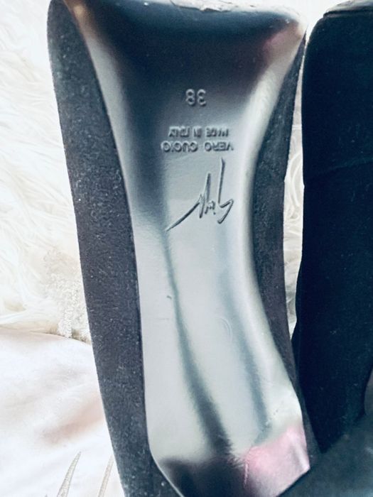 Botine elegante  piele întoarsă Giuseppe Zanotti