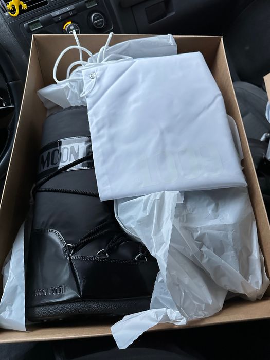 Moon boot 39/41 апрески