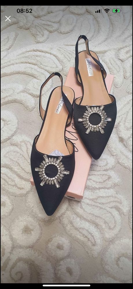 Pantofi cu talpă joasă