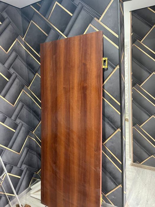 Дверь новая 5000