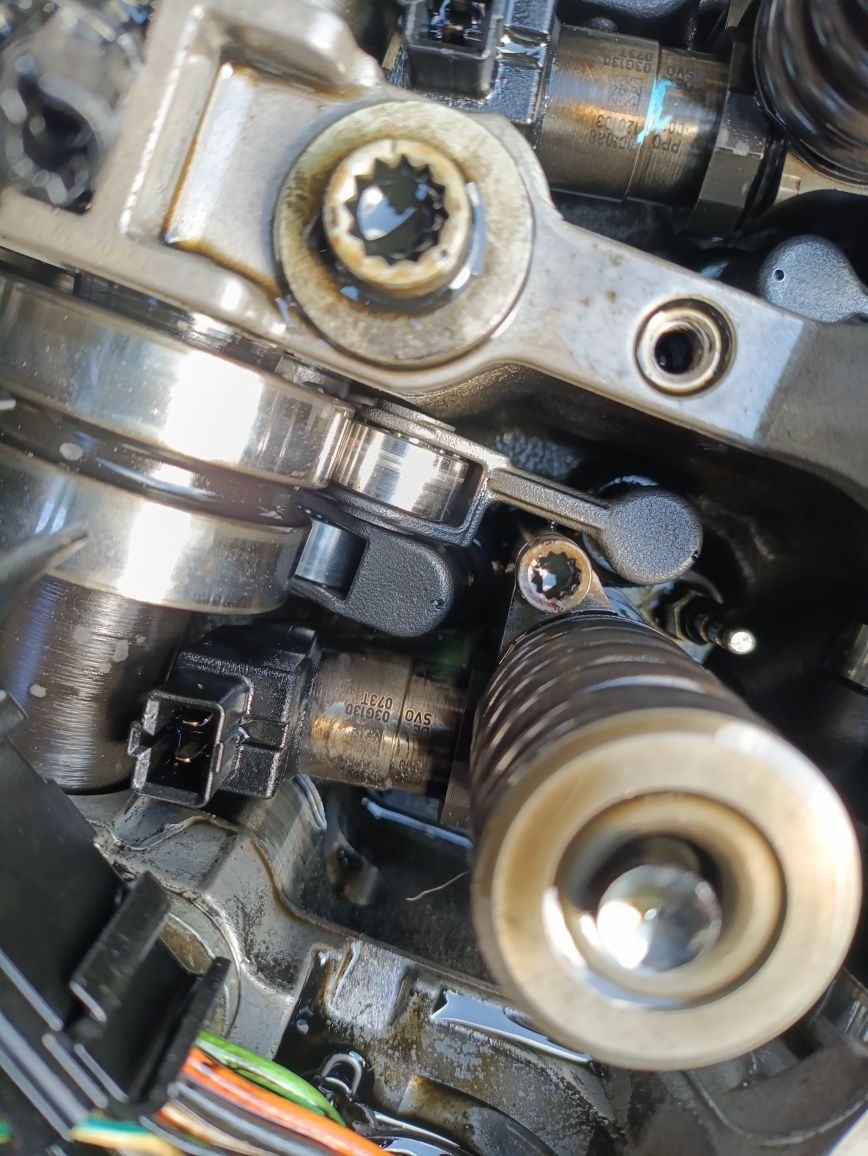 Injectoare vw audi 2.0 tdi bmn bmr 03g130073t