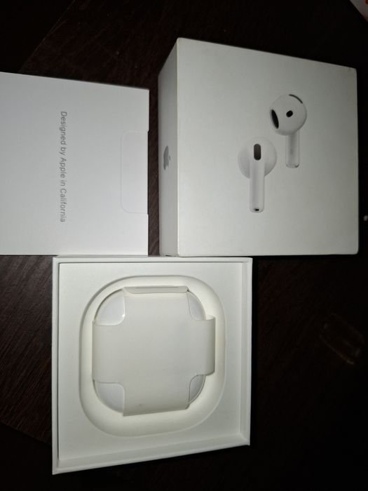 Airpods nou in cutie