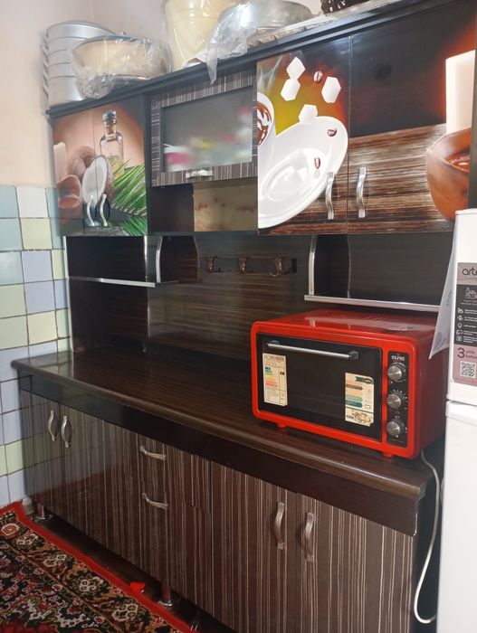 Oshxona mebeli sotiladi