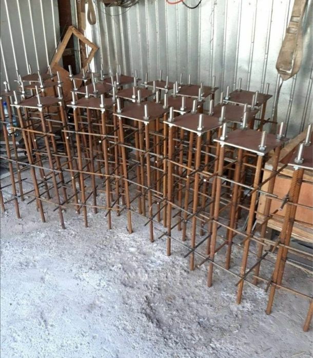 vând structură metalică redusă la preț 40%