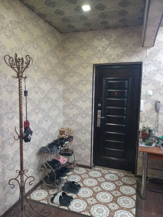 Срочно продаю 3/5/9кв на карасу-6