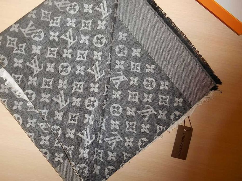 Eșarfă pentru femei Louis Vuitton 0336