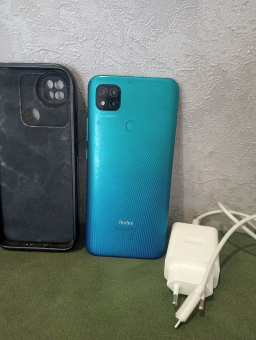 Мобильный телефон