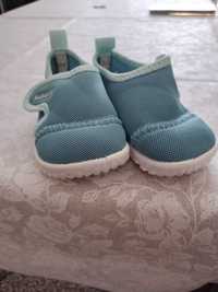 Бебешки обувки -пантофки