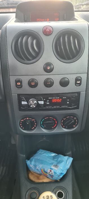 Peugeot partener