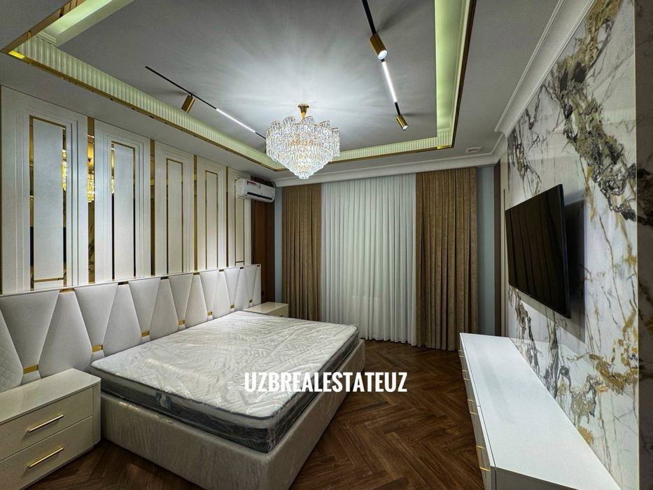 Ор-р: Улица Саломатина Продается Новый Евро Дом!!! 4.соток 600м2 7.ком