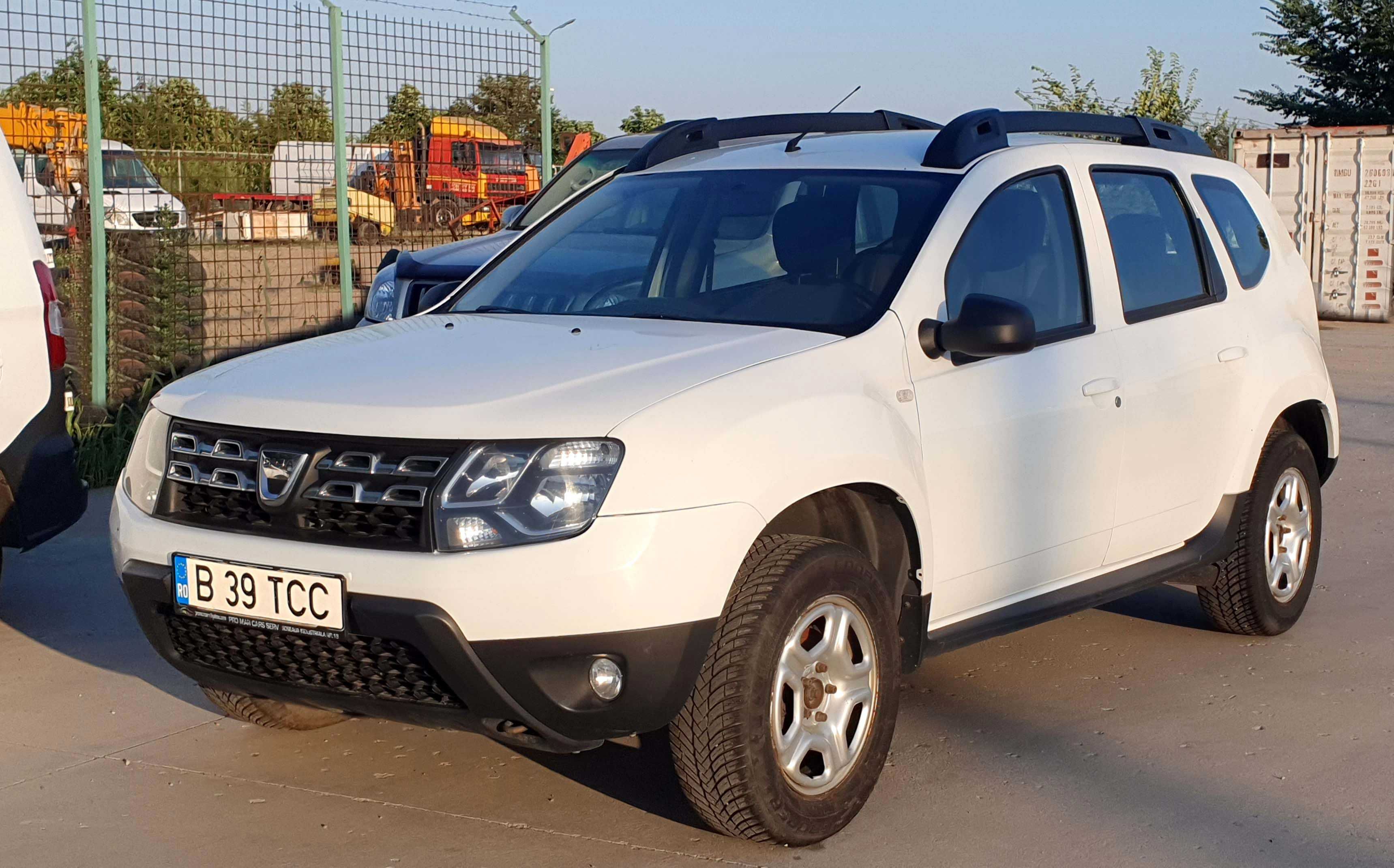 Dacia Duster 1.6i, 4x4, 2017, Aer conditionat - avariat