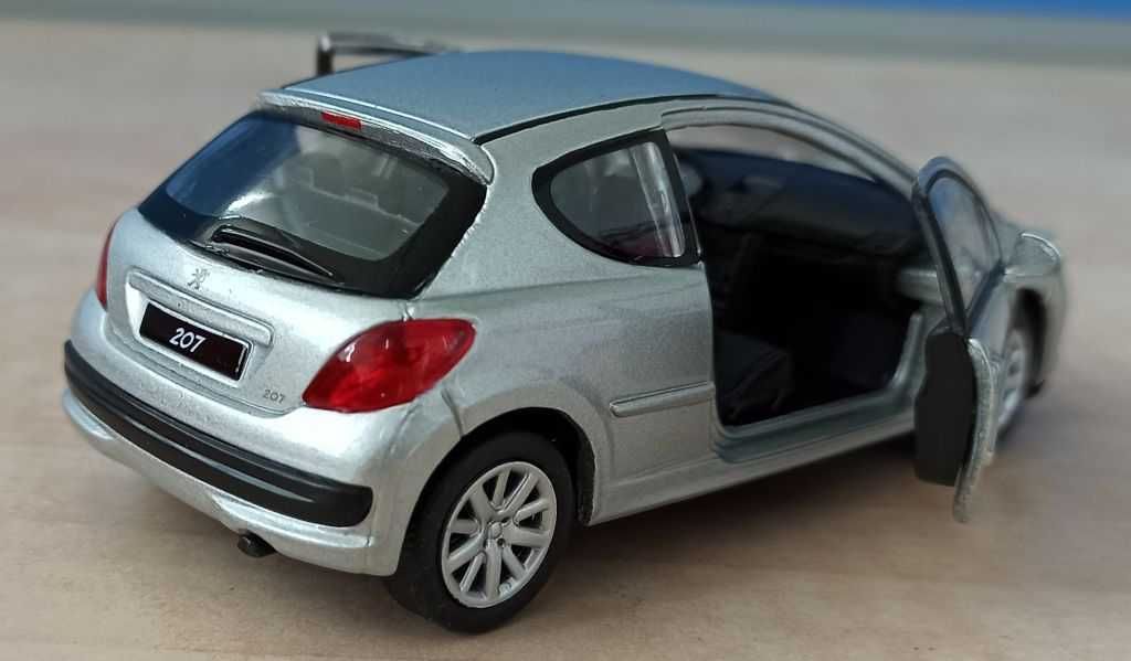 Macheta Peugeot 207 2008 silver - Welly 1/36