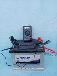 Vând baterie auto Varta