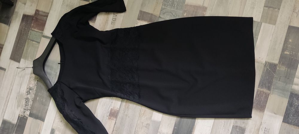 Дамска официална рокля М размер