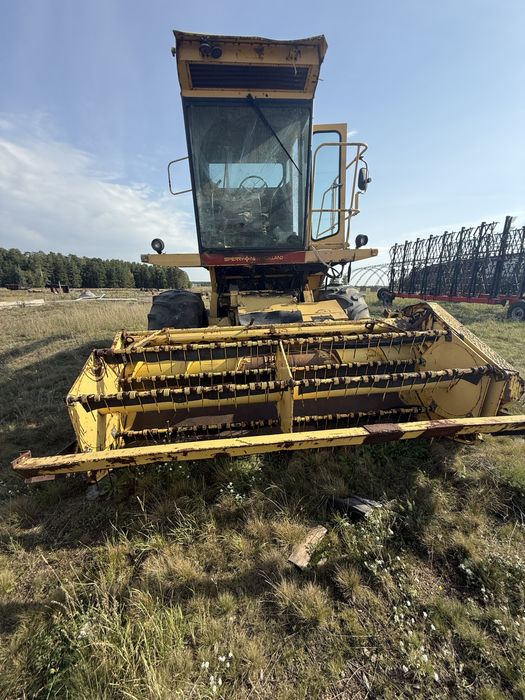 Продам кормоуборочный комбайн НЮХОЛАНД