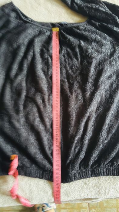 Bluza negra din dantelă, mărimea M