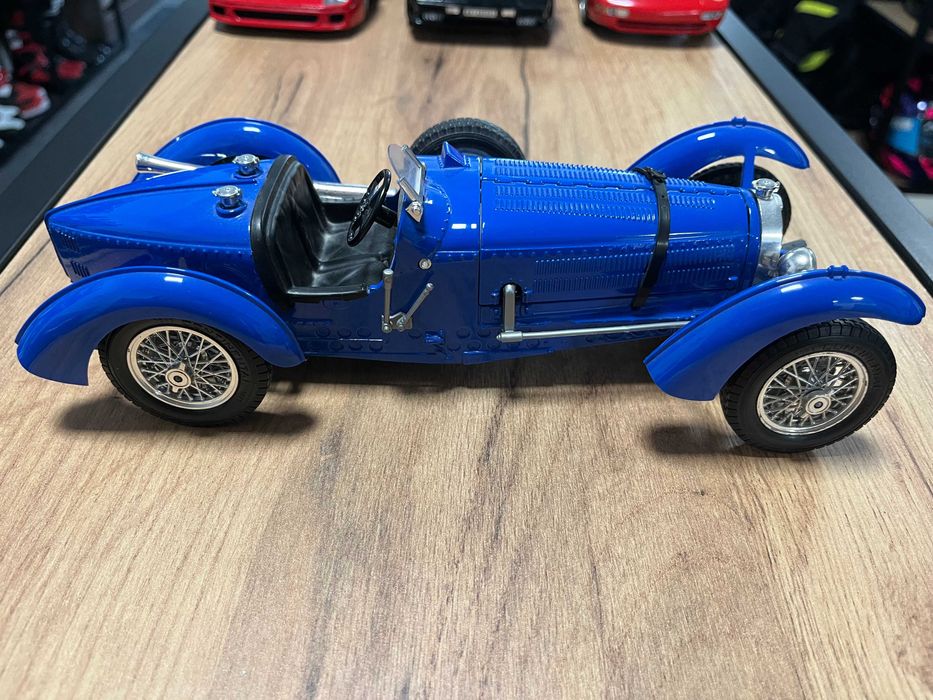 BBURAGO метална колекционерска количка BUGATTI TYPE 59 1934г. 1:18