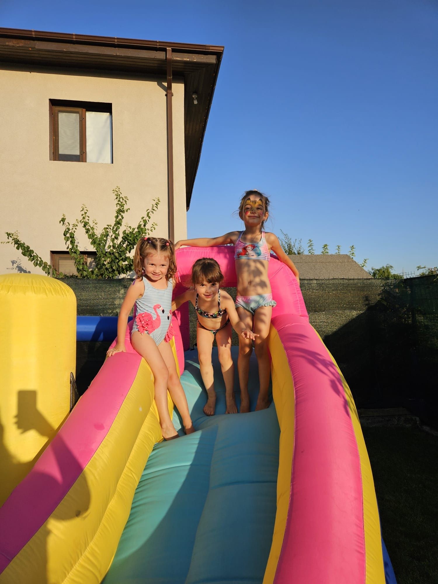 Tobogan gonflabil, loc de joaca petreceri copii