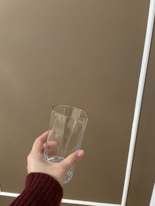 Продам стаканы 12 шт за 4000