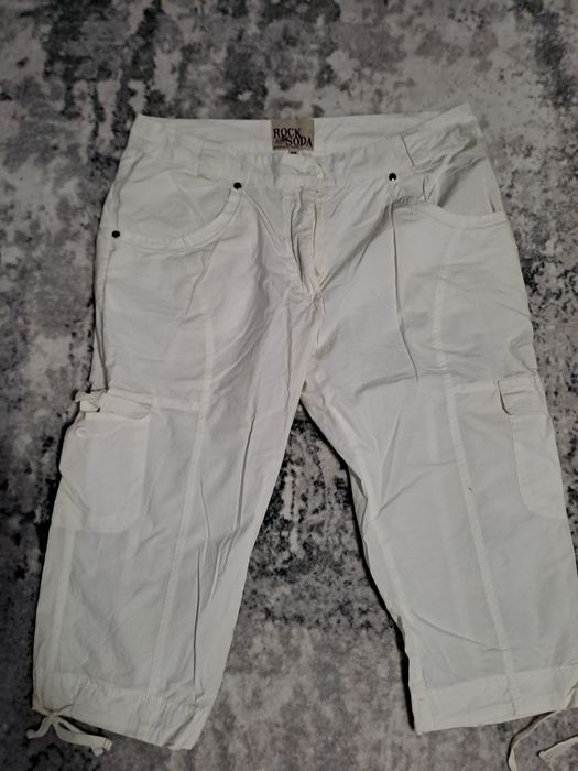 Pantaloni scurti de primăvara,vara