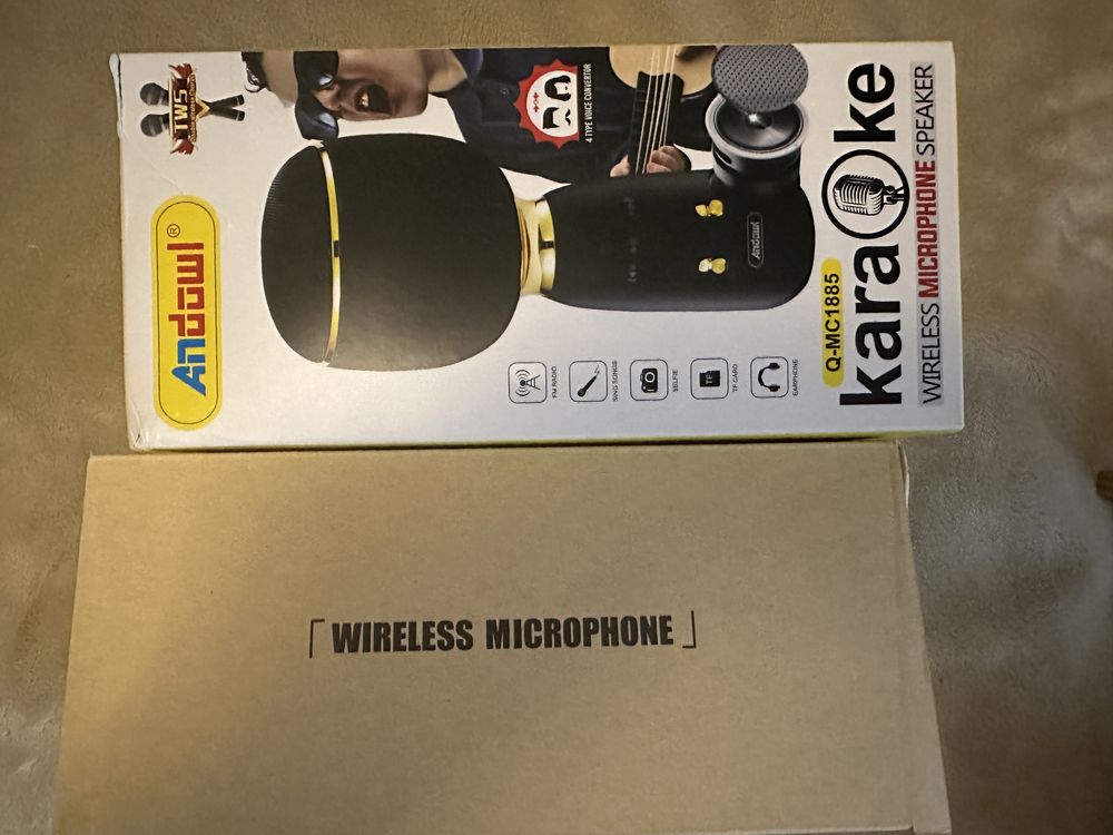 Microfon wireless karaoke