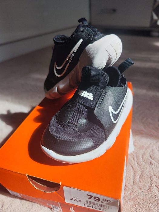 Nike flex runner 2   23.5