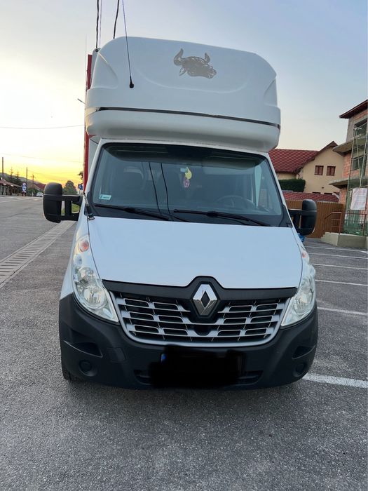 Renault Master.