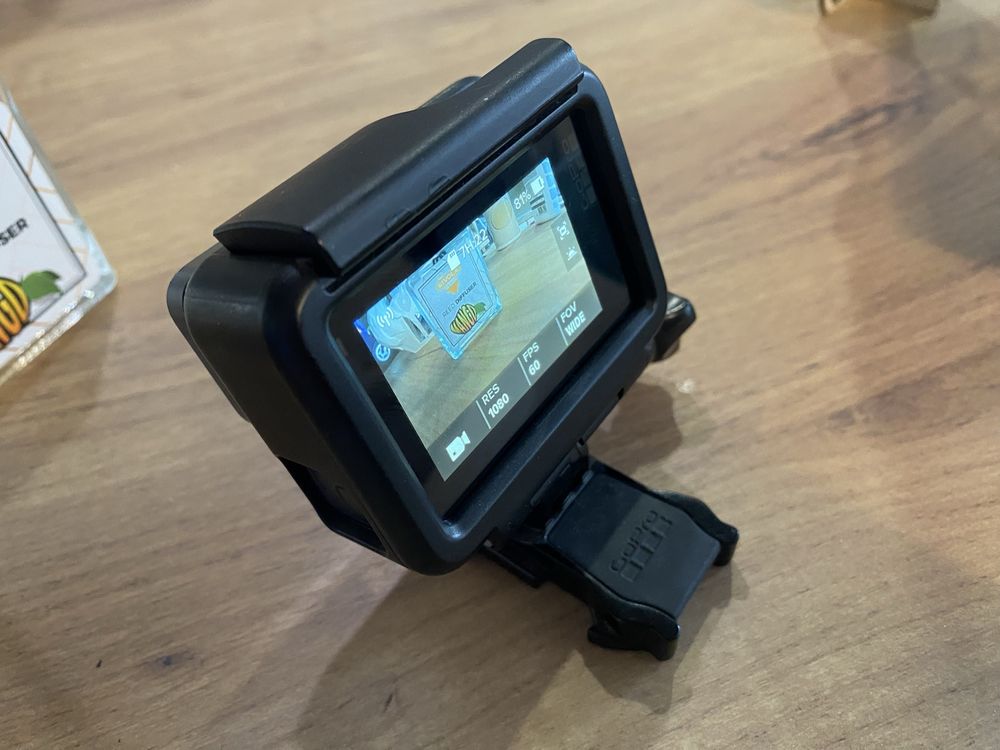 GoPro 6 Black + 128GB SD card