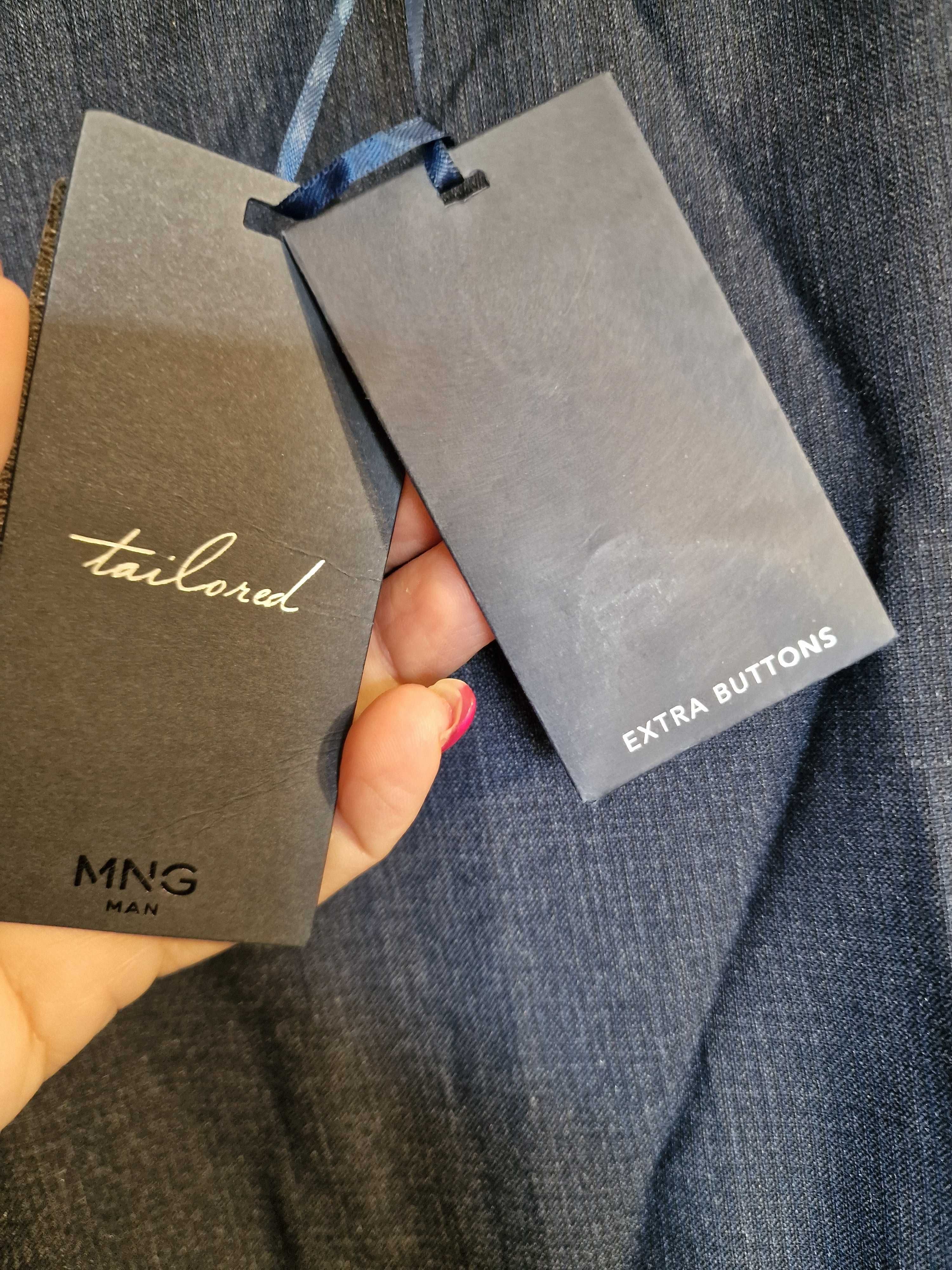 Costum barbatesc MANGO marimea 48