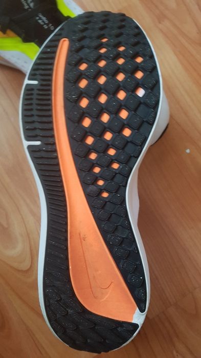 Мъжки  маратонки размер 43. Оригинални.