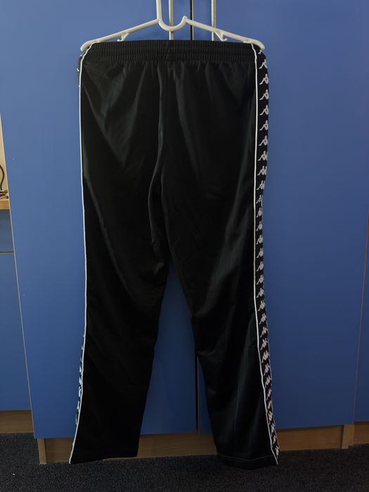 Панталони kappa
