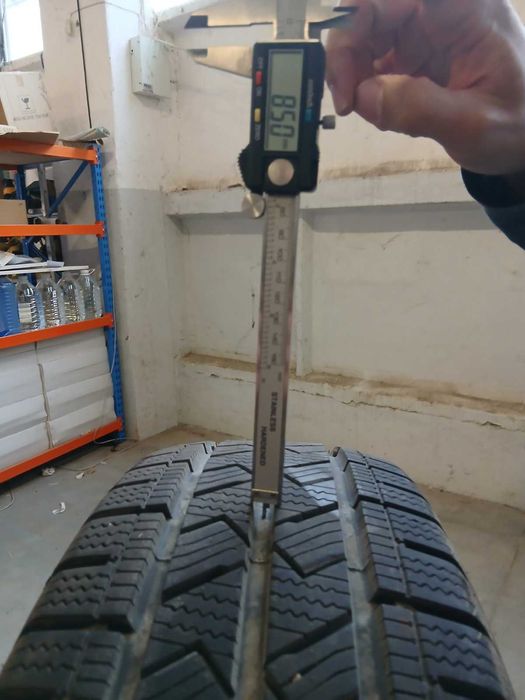 225/65/16 зимни гуми за бус