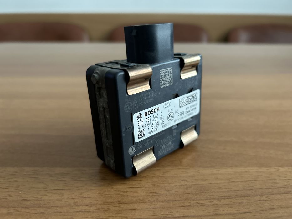 Vand Radar Frontal Distronic ACC VW Skoda Seat Audi BOSCH 3Q0 907 561C