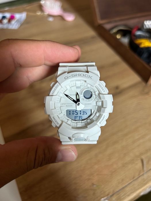 Casio G-shock GBA 800