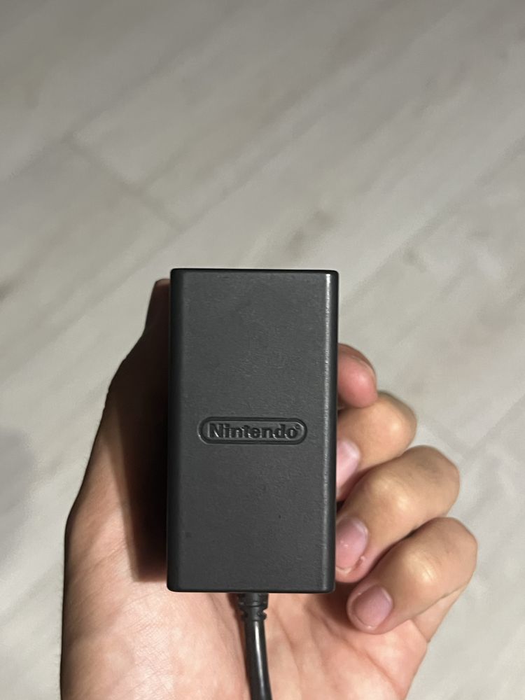 Nintendo switch СРОЧНО ПРОДАЁТСЯ