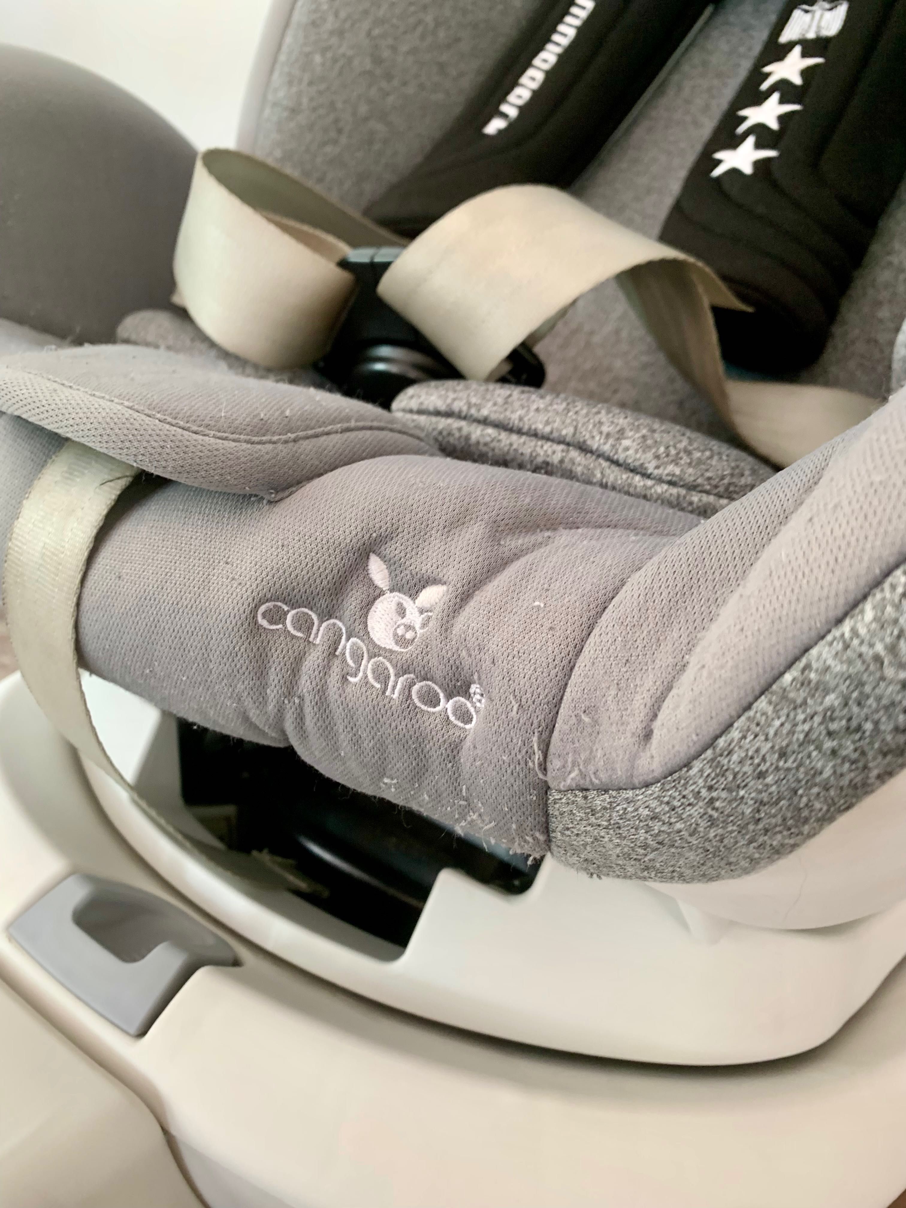 Детско столче за кола Cangaroo Commodore с Isofix система 360