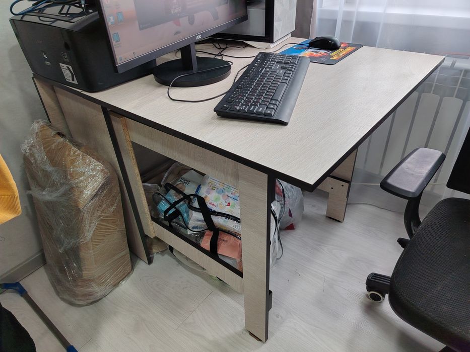 Стол раскладной.