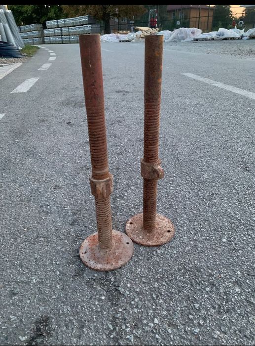 Picioare reglabile pentru schelă model italian 3,8 cm