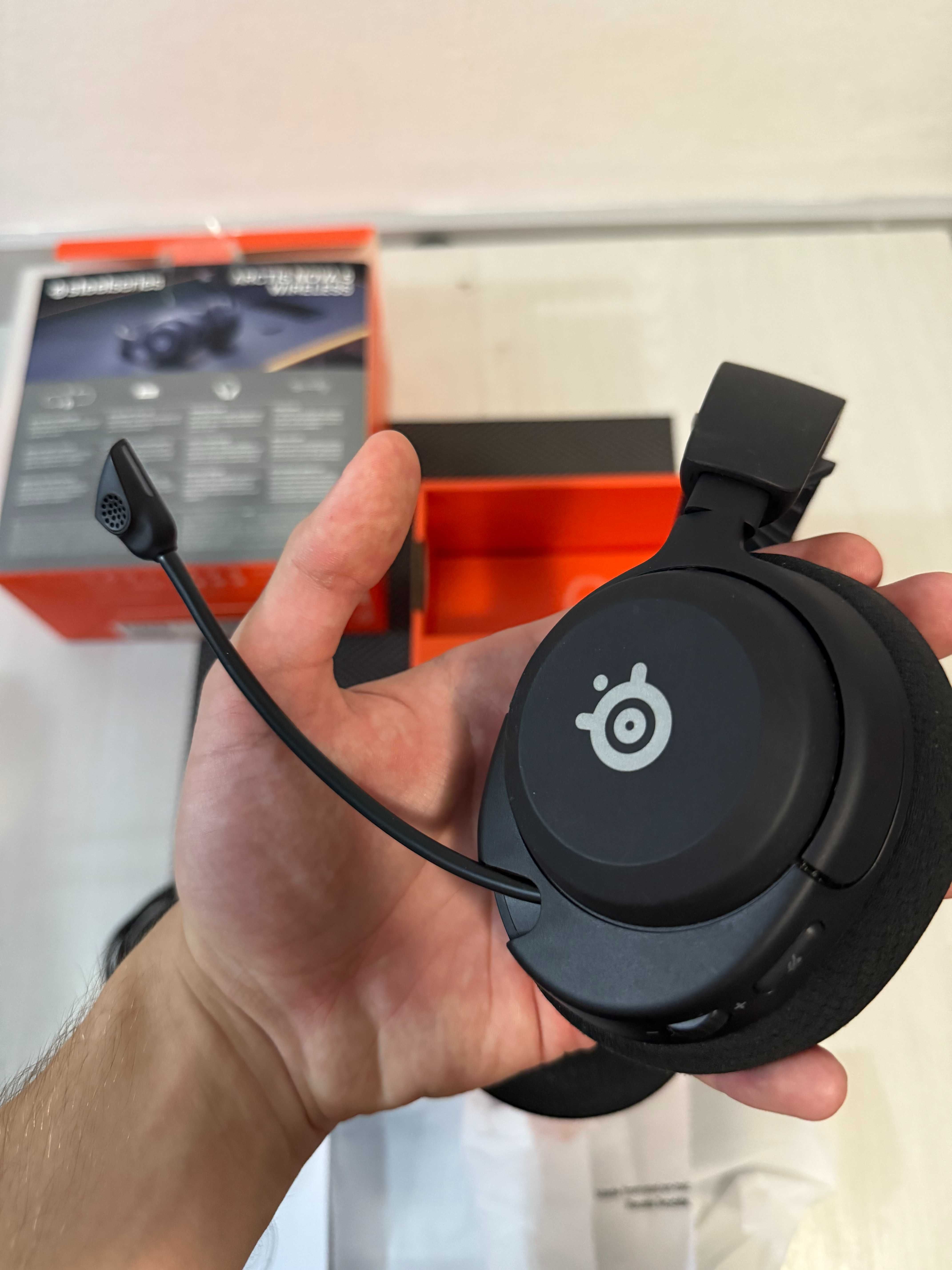 Steelseries Arctis Nova 5