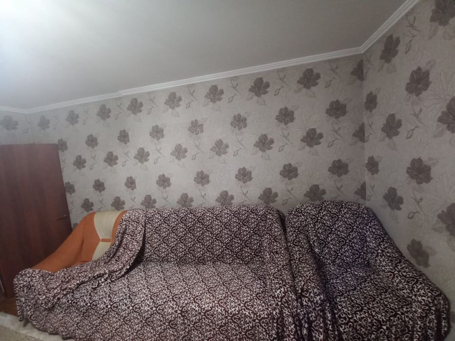 Продам диван с креслом