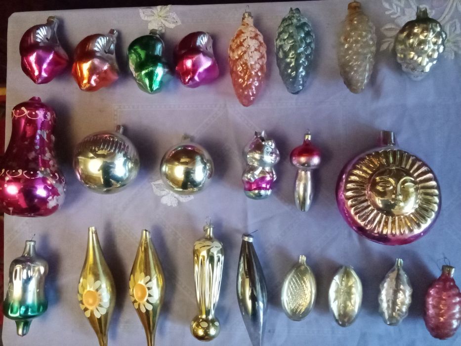 Недорого ёлочные игрушки стекло  СССР.