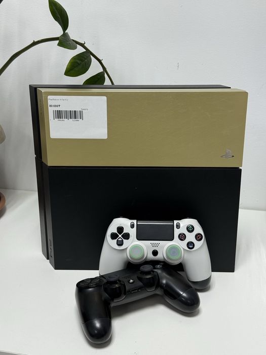 Sony PlayStation 4 + FC26 в подарок