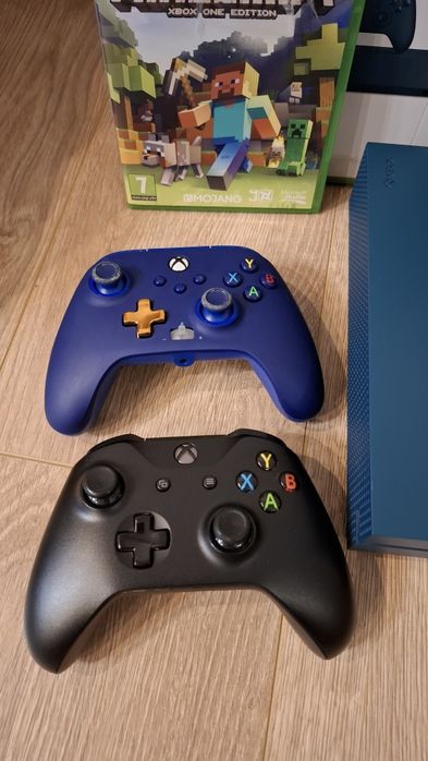 XBOX ONE X - пълен комплект