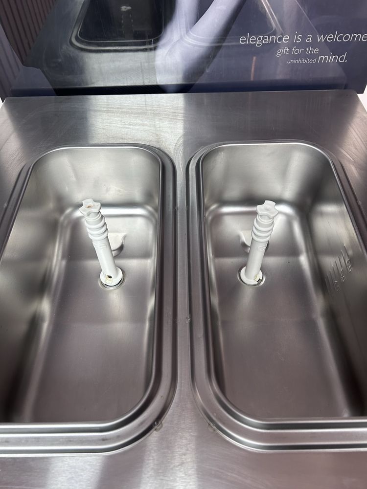 Ice cream machine