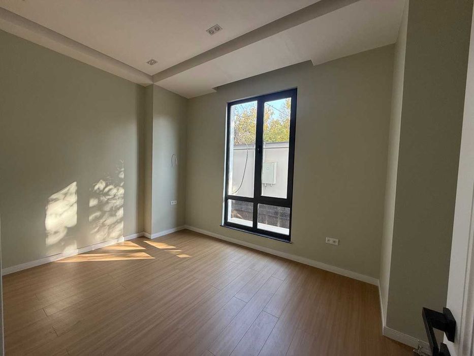 Дом Мирзоулугбекский район (Магазин Динамо)