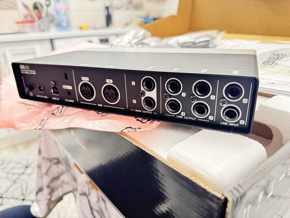 Interfata audio steinberg ur44 placa de sunet