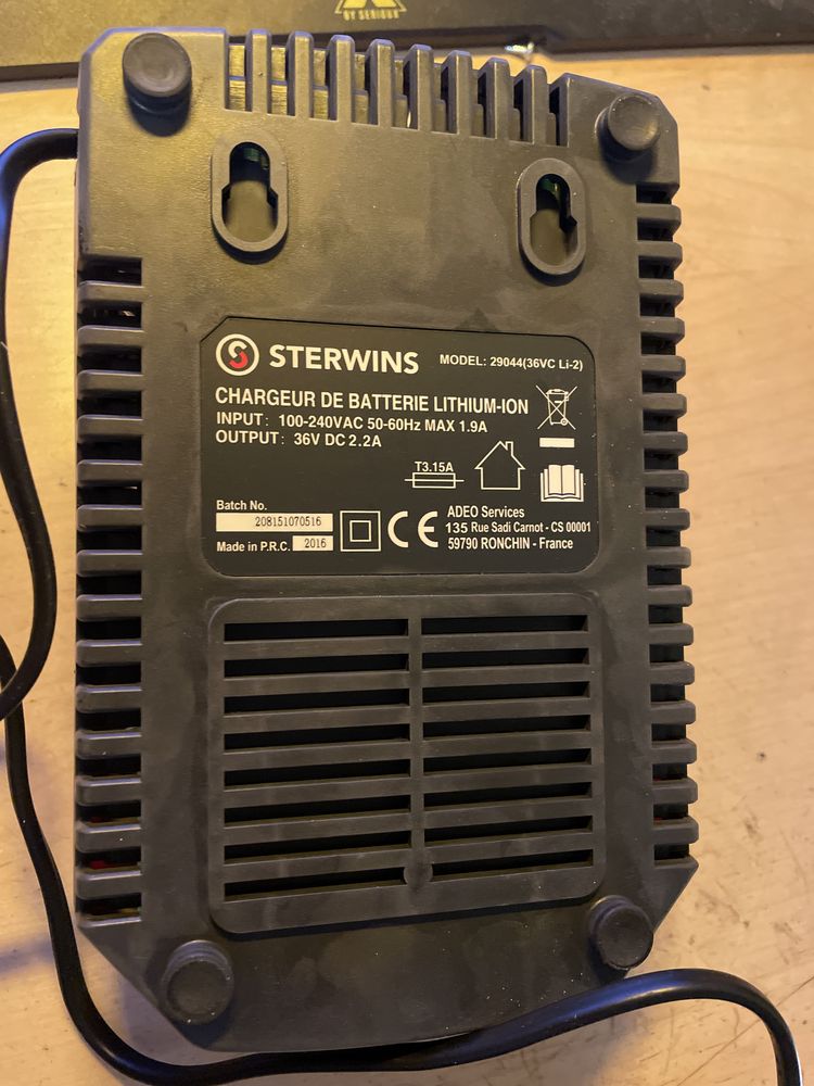 Charger (incarcator) 36V 2A STERWINS