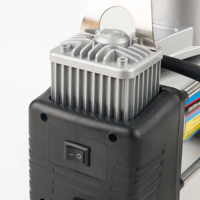 Двуботален СУПЕР МОЩЕН компресор ЦИКЛОН