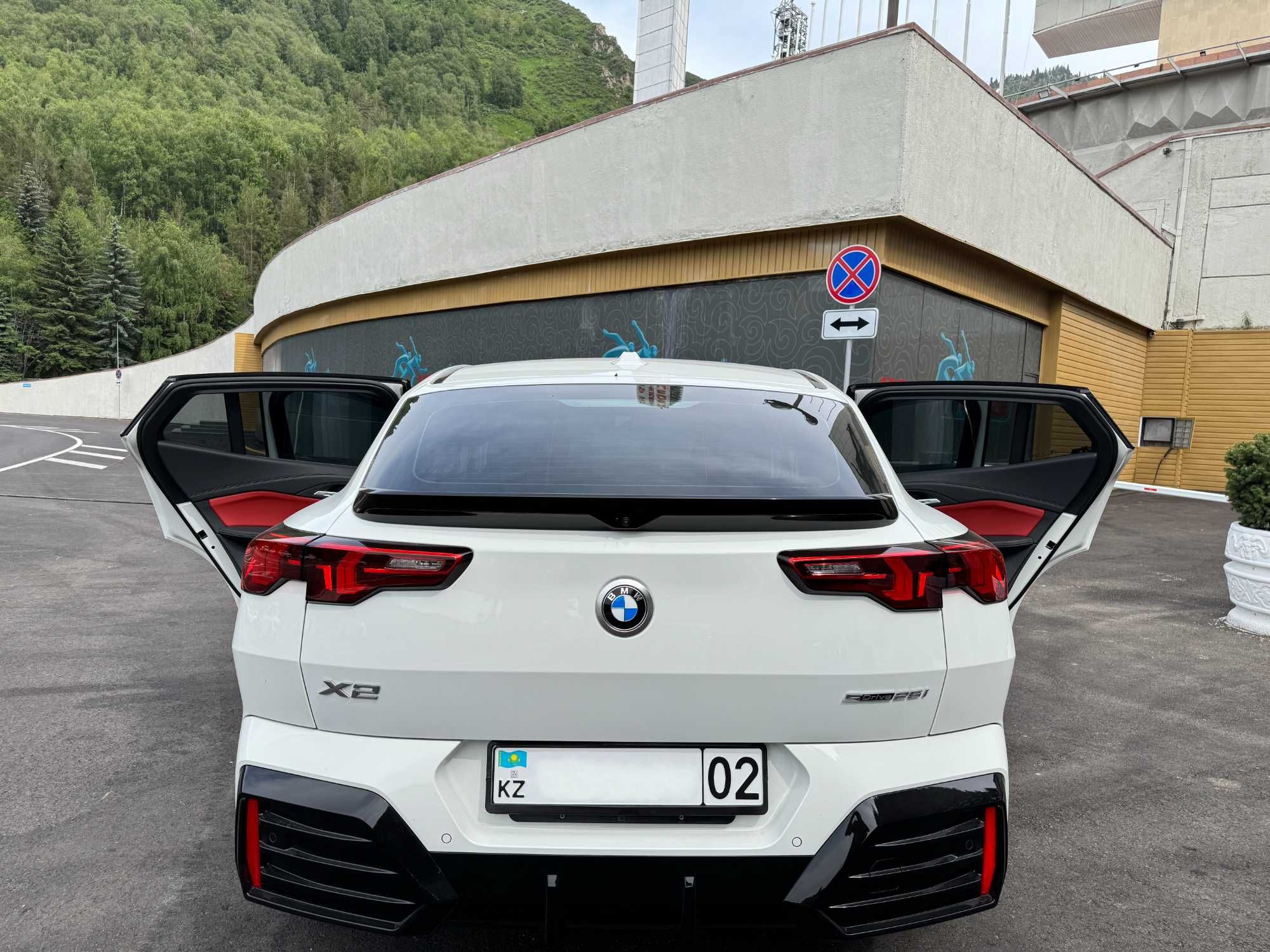 Продаётся BMW X2 2024